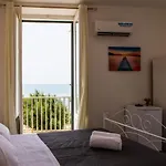 Sea Nocleg ze śniadaniem Pozzallo